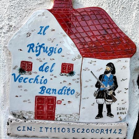Il Rifugio Del Vecchio Bandito Иглесиас Экстерьер фото